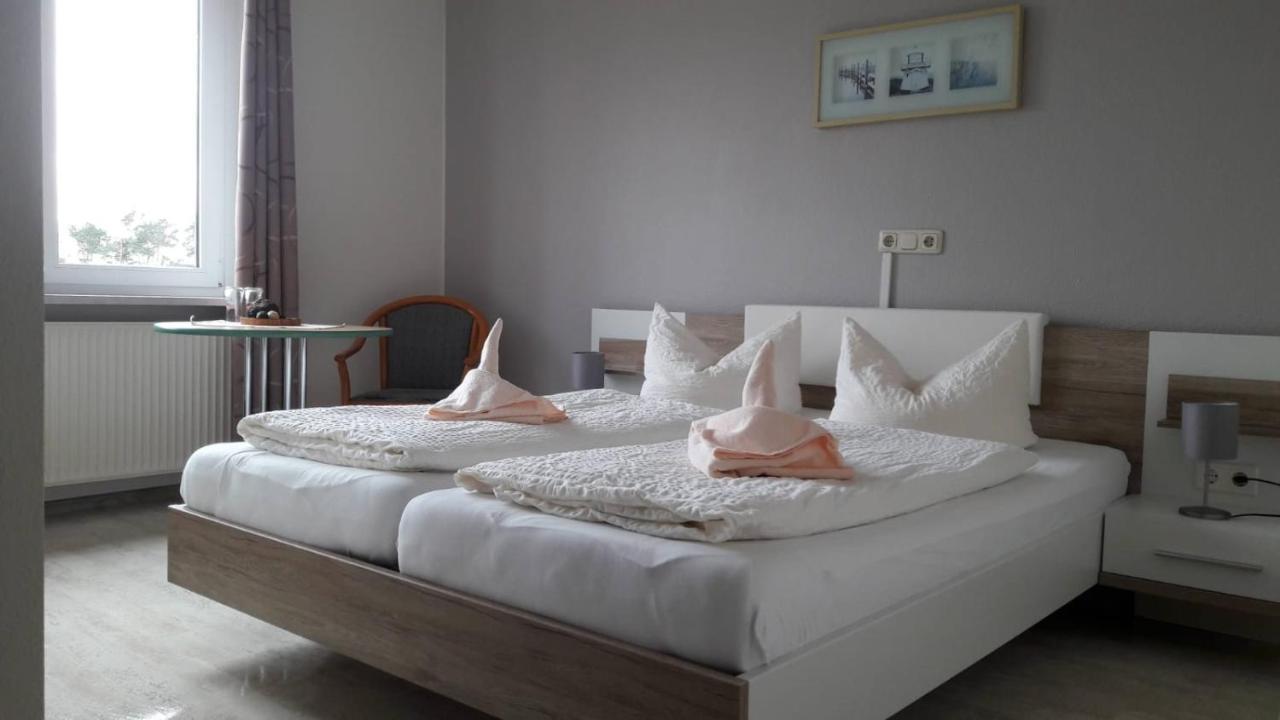 Hotel Ratscafe Ueckeritz Extérieur photo